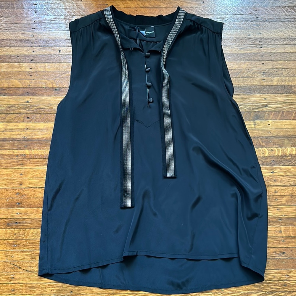 Atos Lombardini Sleeveless Blouse with embellished trim sz 42 NWT